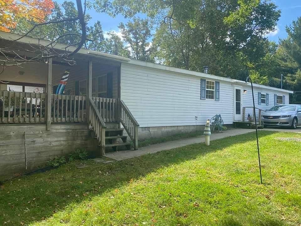 1st image of 1666 Lake James Dr