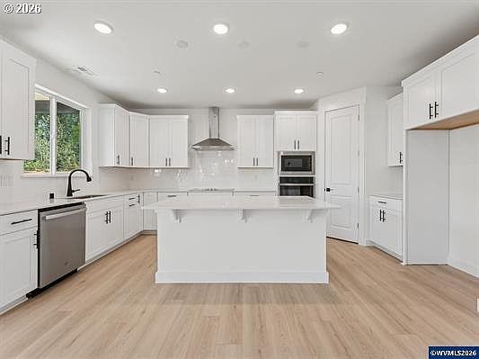 4th image of 5954 Sorrento St