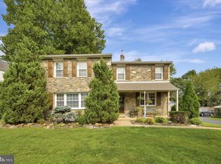 1213 Foss Ave, Drexel Hill, PA 19026