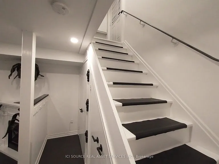 32 Ontoro Blvd #BASEMENT — Photo 20