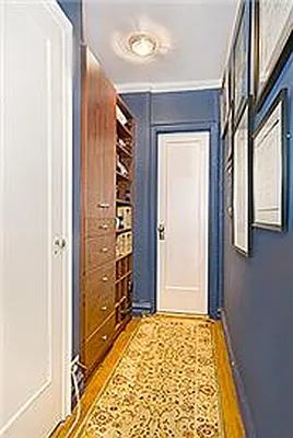 Sold by Bank Neary | media 23