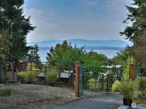3600 Marine View Drive, Greenbank, WA 98253