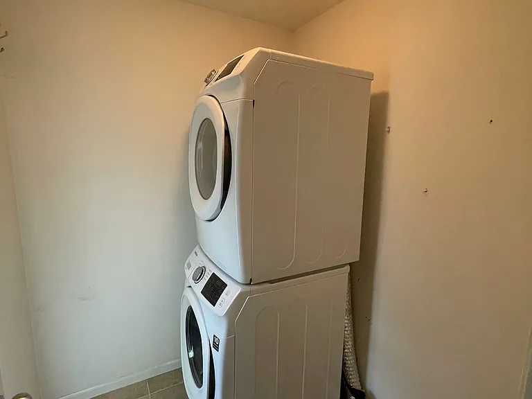8291 Sirius St — Photo 32