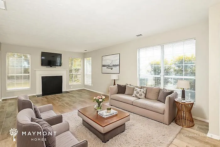 3131 Linden Dr — Photo 5