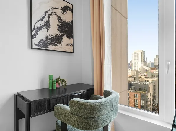 16 West Street image 8 of 28