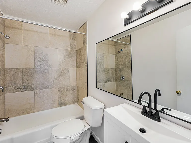 4902 Valley Dale Ct SW #A — Photo 21