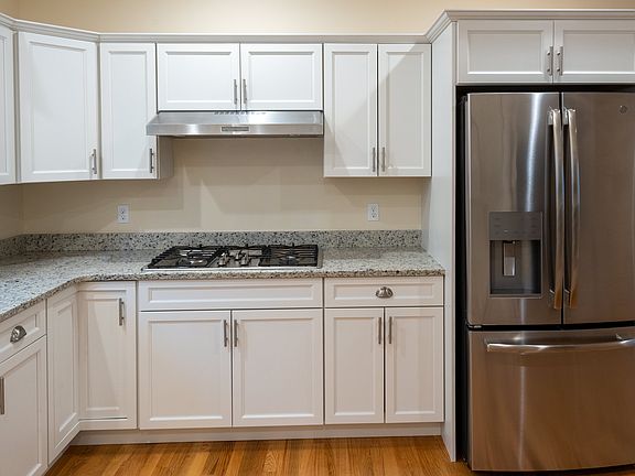 Optional designer Level 1 kitchen