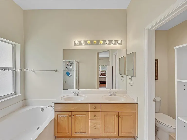 3711 Falcon Ridge Cir — Photo 43