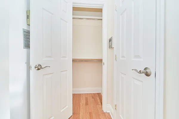 Rented by Living New York | media 12