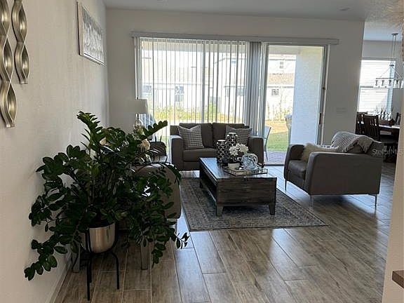 5th image of 380 CABELLO DRIVE