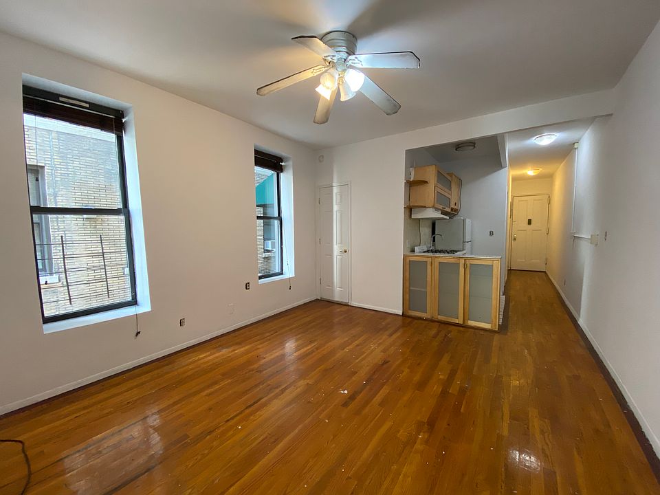 1st image of 225 Central Park N #4