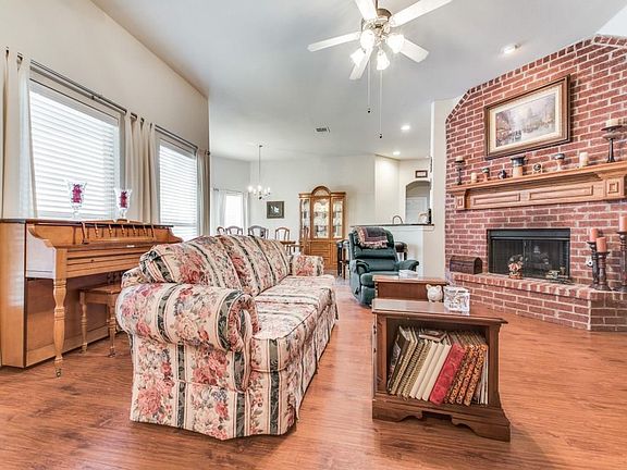 3rd image of 9223 Welch Folly Ln