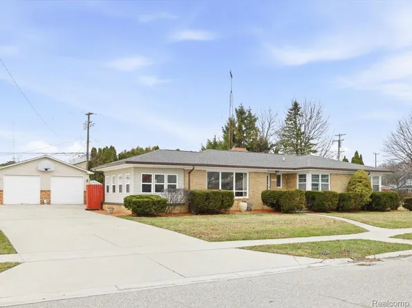 2025 Union St, Port Huron, MI 48060