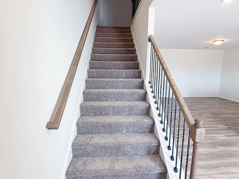 1013 Stiles Ct — Photo 5