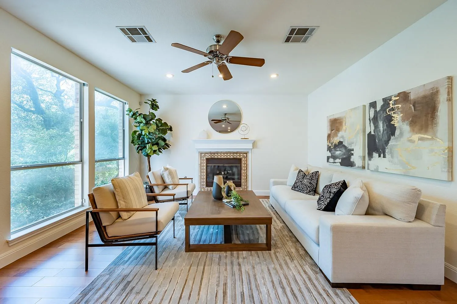 4 bed, 3.0 bath, 3404 sqft, $3,990 — Photo 4