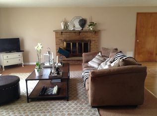 703 3rd St, Steilacoom, WA 98388