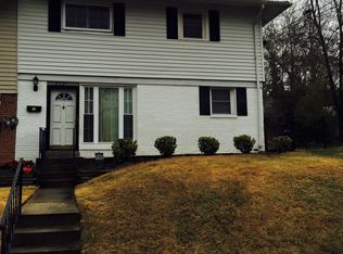 2521 Oxon Run Dr, Temple Hills, MD 20748