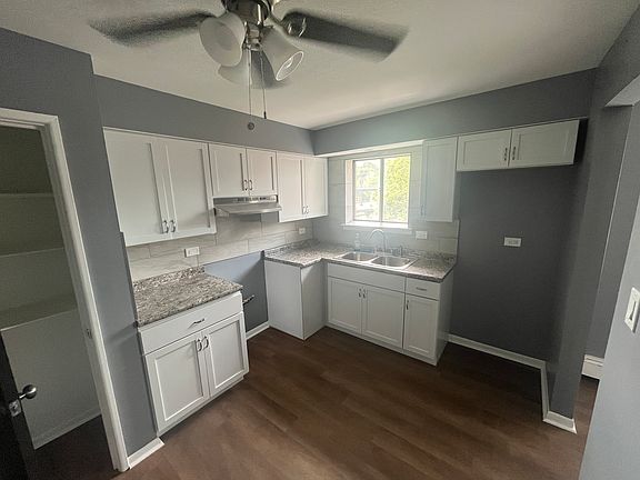 3rd image of 7905 S Greenwood Ave #3E