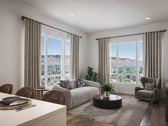 2nd image of 126 Winter St #211