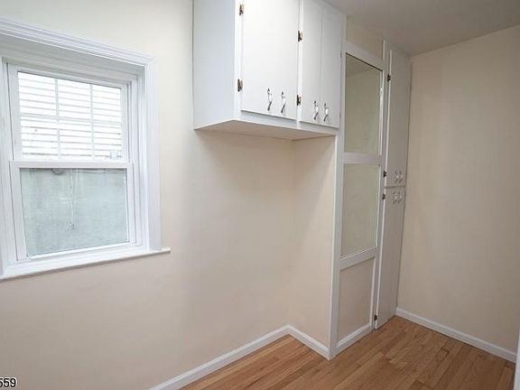 4th image of 24 S Wilber St Floor 1