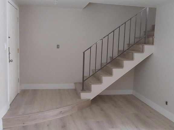 4th image of 14333 Van Nuys Blvd Unit 44