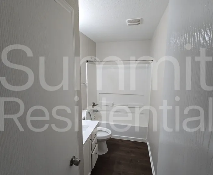 120 Beech Dr — Photo 12