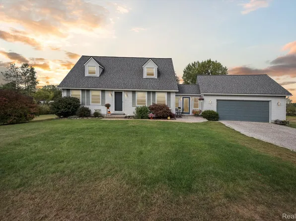 625 Fowlerville Rd, Fowlerville, MI 48836