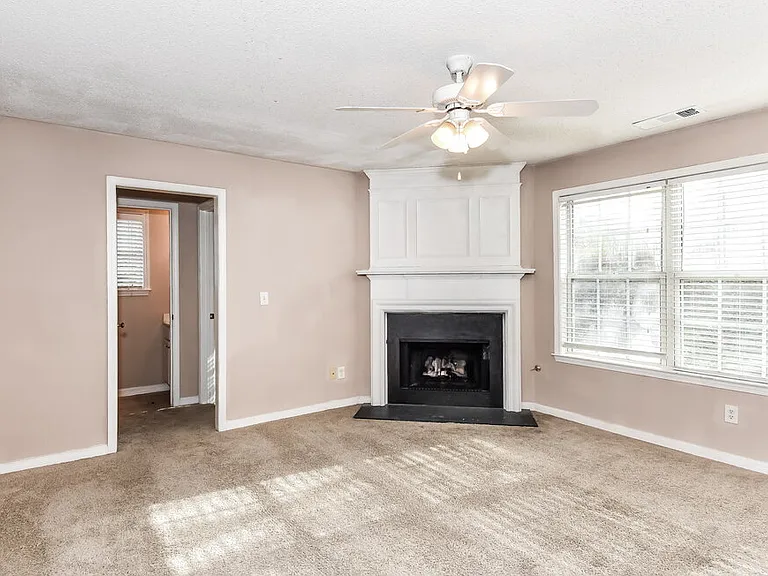 373 Bass Way NW — Photo 6