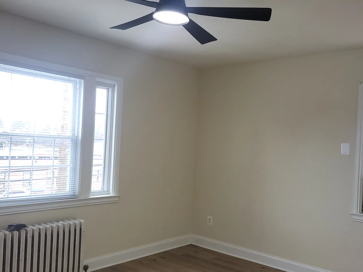 2 bed, 700 sqft, $1,950 — Photo 4