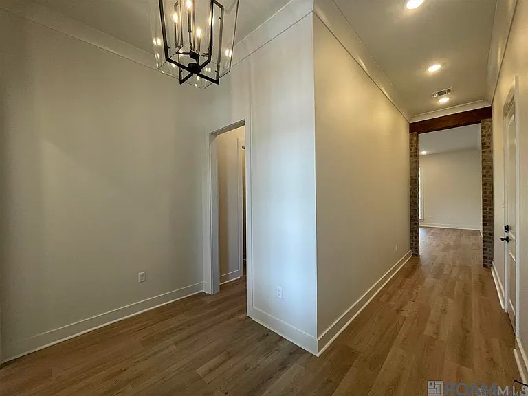 1119 Camellia Way — Photo 20