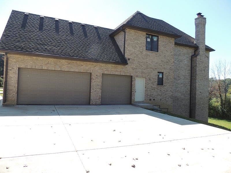 2nd image of 20720 Bristol Ln