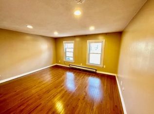 16 Parmenter St #303RR, Boston, MA 02113