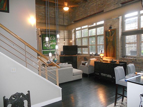 3rd image of 2111 W Churchill St APT 107