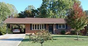 1st image of 705 Hill Top Dr
