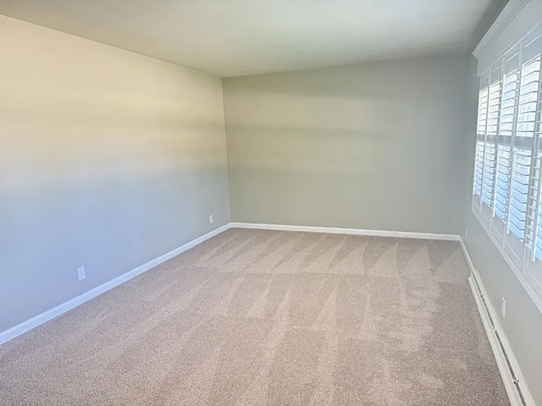 1311 Towanda Ave — Photo 10