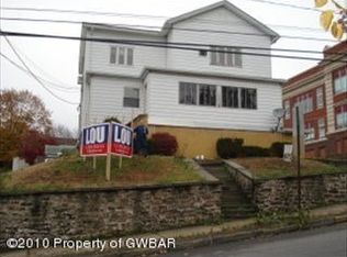 114 William St, Pittston, PA 18640