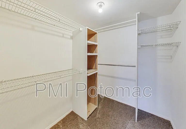 18600 Walkers Choice Rd #1 — Photo 19