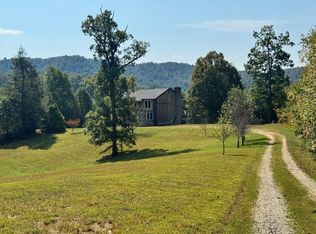 89 Simmons Rdg, Mineral Bluff, GA 30559