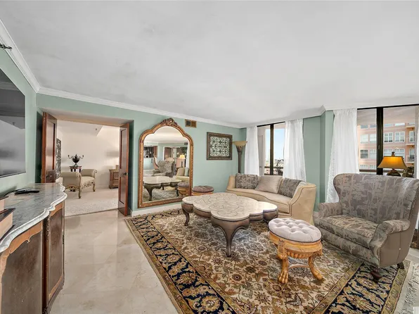 3525 Sage Rd APT 1512, Houston, TX 77056