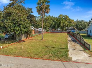 804 Regnault Ave, Gulfport, MS 39501