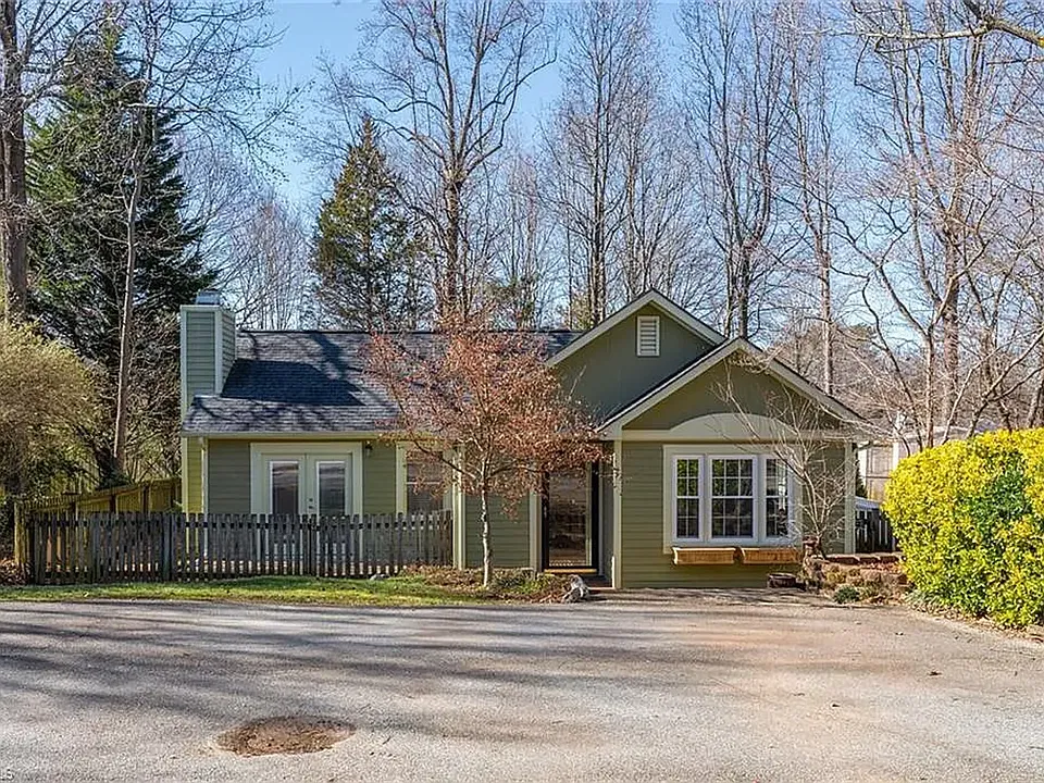 610 Pisgah Church Rd #7