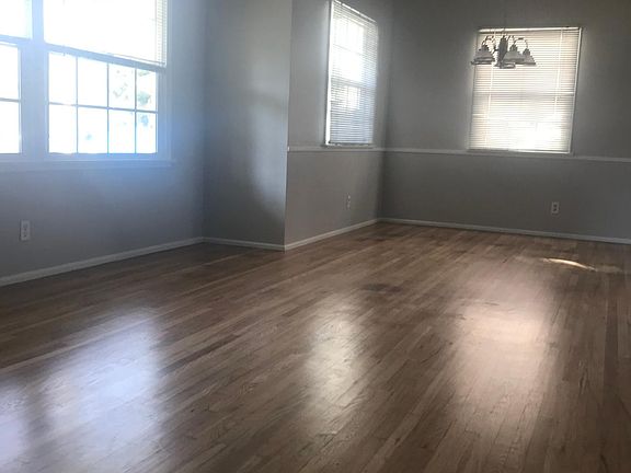 2nd image of 22514 Gaycrest Ave