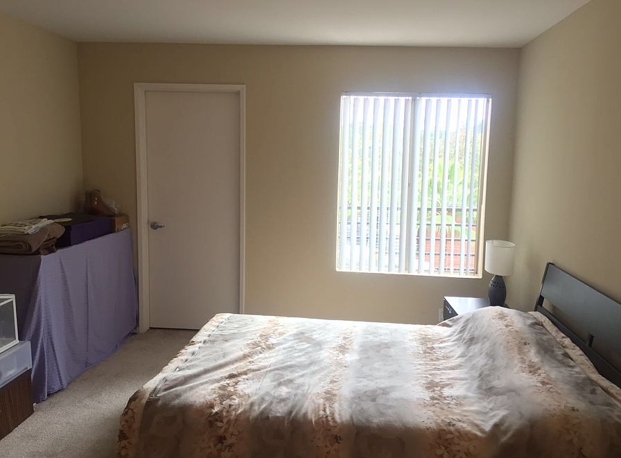 20504 Ventura Blvd Woodland Hills CA Zillow