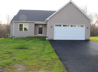 45 Blarney Ln, Conowingo, MD 21918