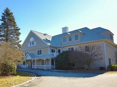 140 Lincoln Rd APT 11, Lincoln, MA, 01773