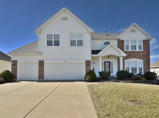 644 Knollshire Way, Dardenne Prairie, MO 63368