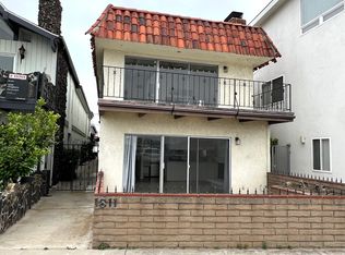 1811 W Bay Ave, Newport Beach, CA 92663