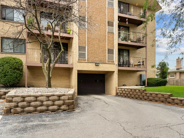 7100 W Cullom Ave Unit 317, Norridge, IL 60706