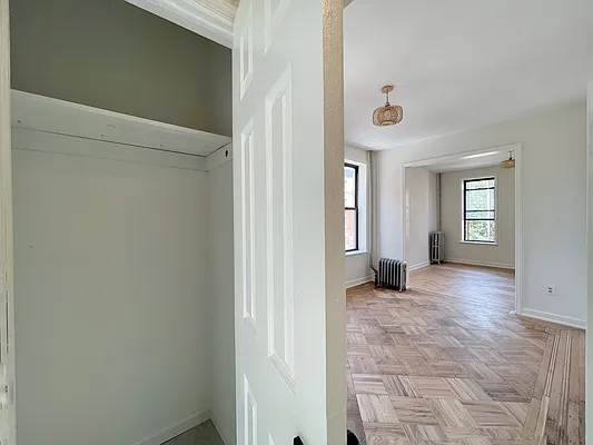 Rented by Pear NYC LLC | media 32