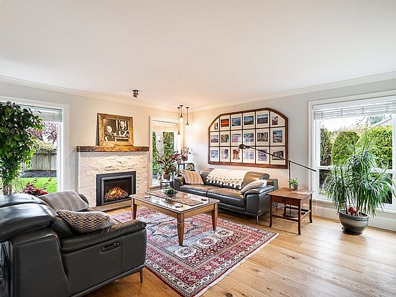 3rd image of 15464 60a Ave